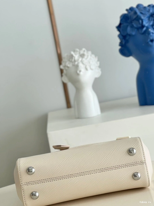 LOUIS CLUNY BB VUITTON 0824